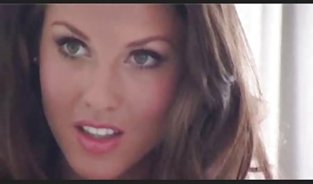 スキニアマチュアの小さなおっぱい初ivy Fucksカメラ クンニ フェチ 動画