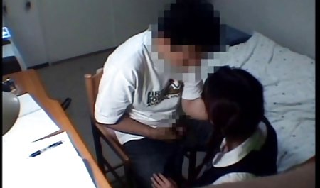 ティーンエミリー-ウィリスを大胆に大きなコックの深い彼女の湿p クンニ 舌 入れ 無 修正